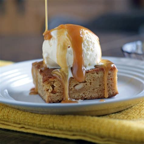 caramel-blondie-brownie-recipe-applebees-maple image
