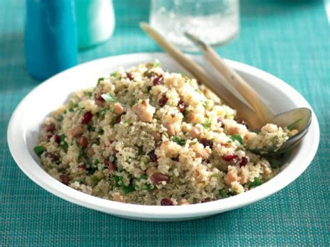 quinoa-cranberry-salad-readers-digest-canada image