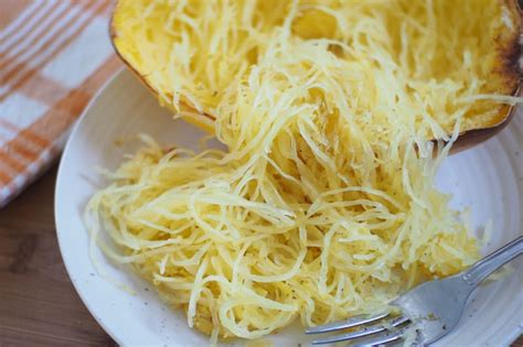 spaghetti-squash-in-the-air-fryer-so-simple-and-good image