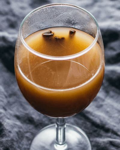7-non-alcoholic-new-year-eve-drinks-simply-made image