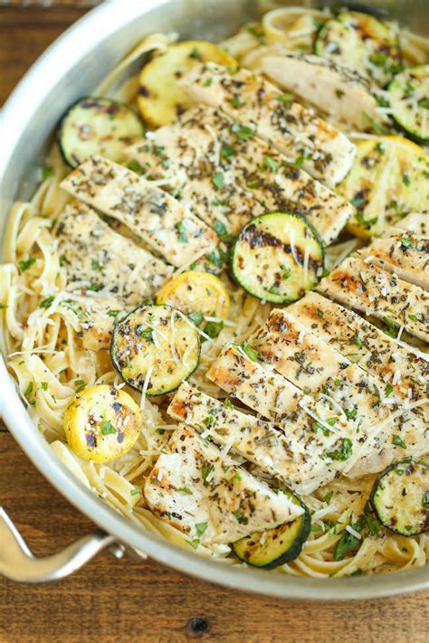 garlic-butter-fettuccine-with-chicken-and-zucchini image