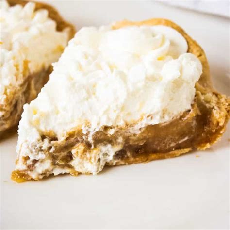 brown-sugar-pie-classic-holiday-pie-recipe-all-she-cooks image