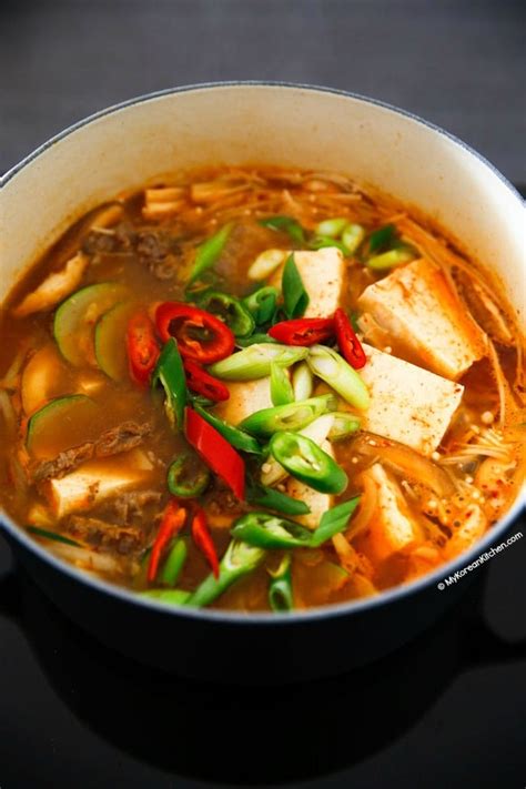 doenjang-jjigae-korean-soybean-paste-stew image