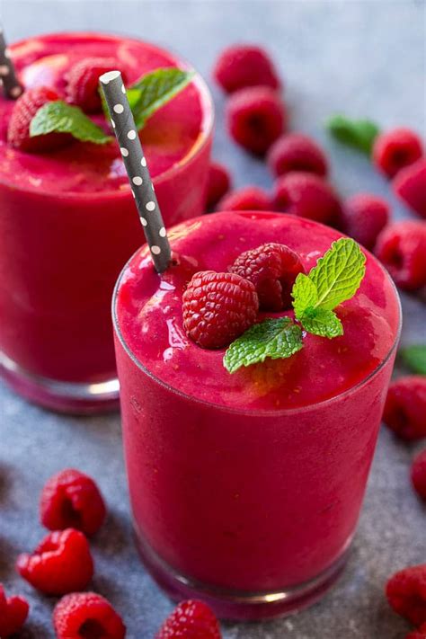 raspberry-smoothie-dinner-at-the-zoo image