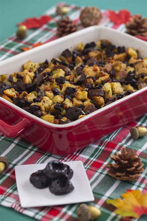 best-baked-bread-stuffing-recipe-mind-over-munch image