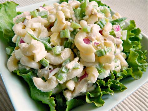 classic-old-fashioned-macaroni-salad-frugal-hausfrau image