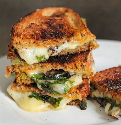 grilled-cheese-and-spinach-sandwich-eat-good-4-life image