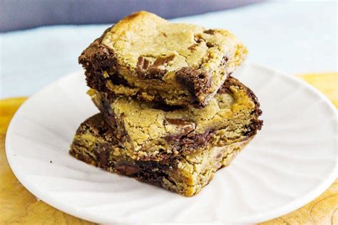 bookies-mind-blowing-chocolate-chip-cookie-brownies image