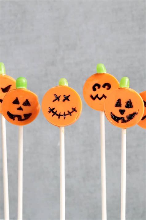 jack-o-lantern-candy-pops-fun-halloween-treat-idea image