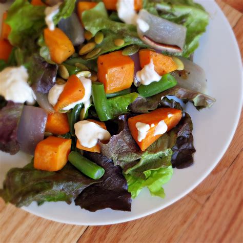 red-leaf-salad-with-roasted-sweet-potatoes-alidas image