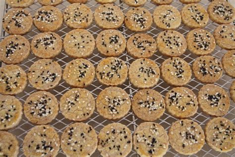 salty-black-and-white-sesame-cocktail-cookies image