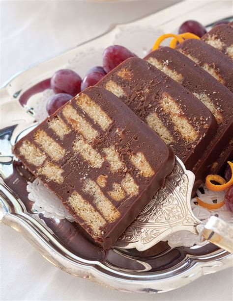 chocolate-biscuit-cake-teatime-magazine image