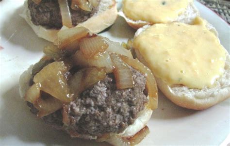 home-steamed-cheeseburgers-with-caramelized-onions image