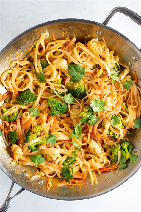 spicy-coconut-curry-chicken-and-rice-noodles image