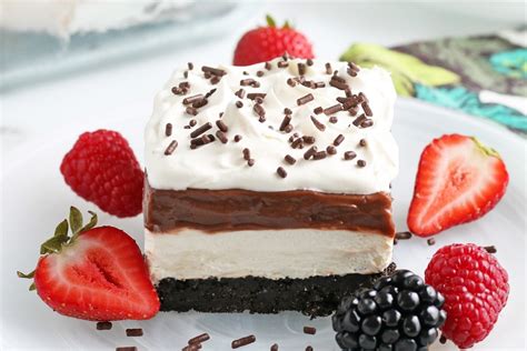 best-chocolate-lasagna-5-layers-of-chocolate-goodness image