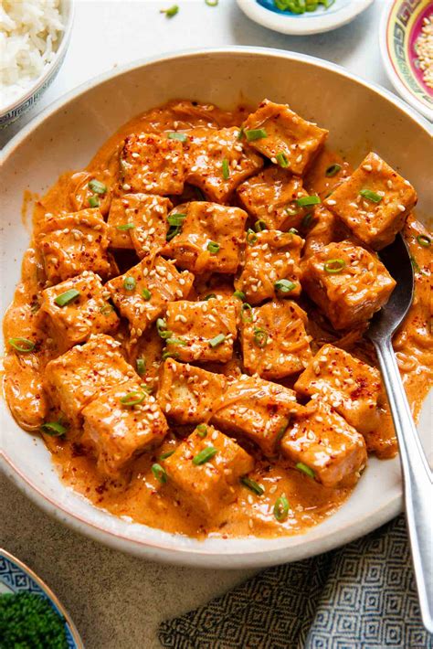 spicy-tofu-with-creamy-coconut-sauce-healthy image