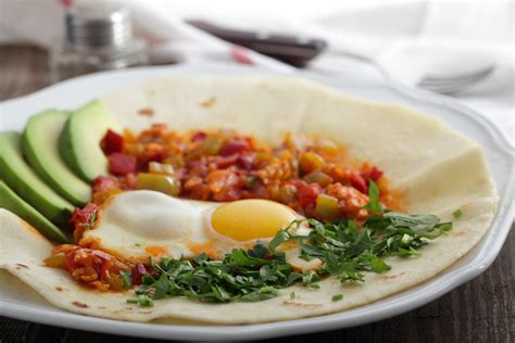 picante-mexican-huevos-rancheros-sauders-eggs image