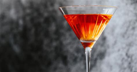 el-presidente-cocktail-recipe-liquorcom image