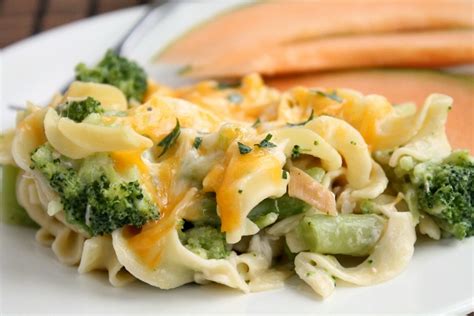 broccoli-chicken-casserole-with-egg-noodles-real image