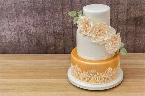 how-to-bake-and-decorate-a-3-tier-wedding-cake image