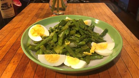 scallion-and-asparagus-salad-ctv image