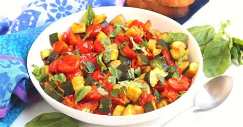 mediterranean-tomato-and-zucchini-saute-veggies image