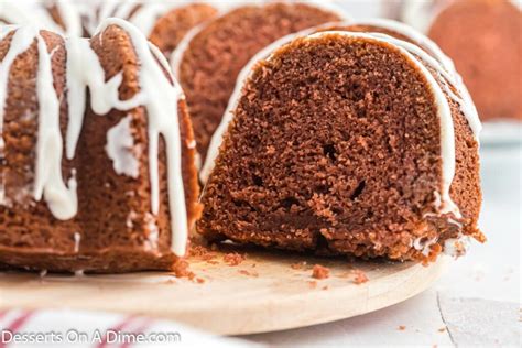 red-velvet-pound-cake-delicious-red-velvet image