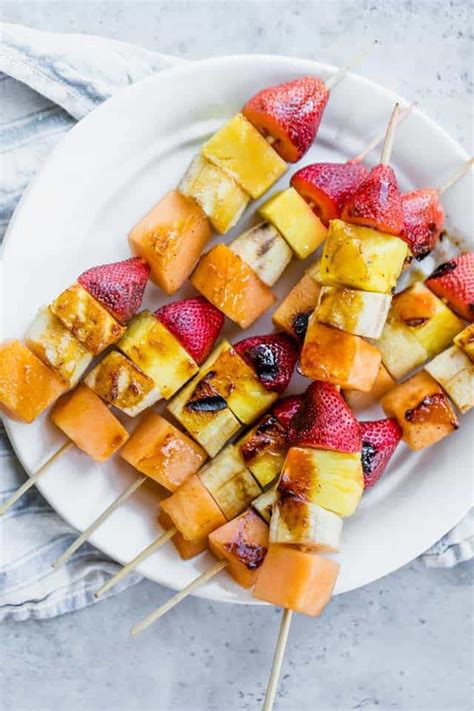 grilled-fruit-kabobs-feelgoodfoodie image