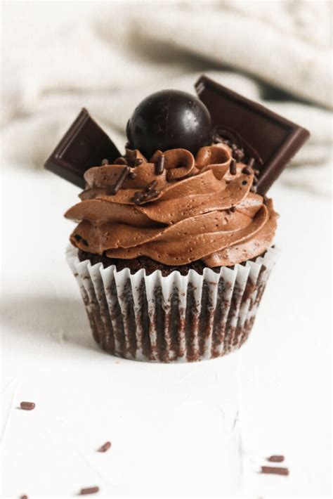 death-by-chocolate-cupcakes-with-chocolate-ganache image
