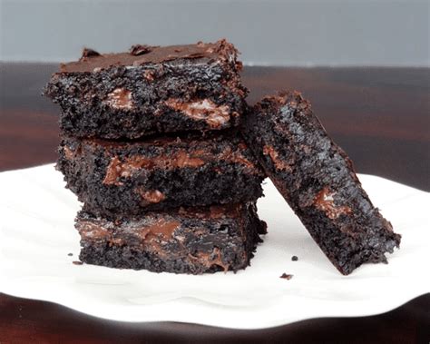moist-chewy-homemade-brownies-recipe-life-love image
