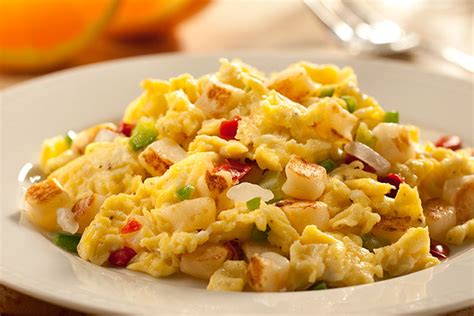 scrambled-eggs-with-minced-vegetables-and-breakfast image
