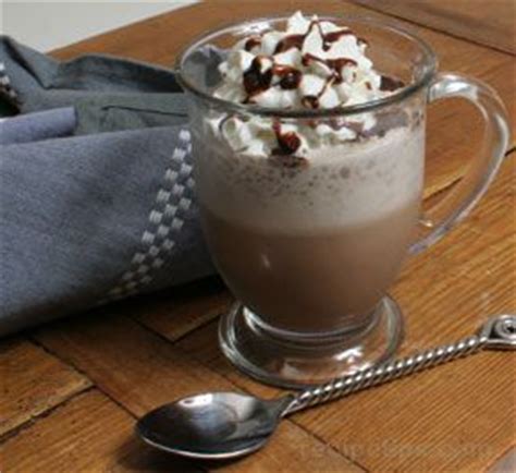 caramel-mocha-frappuccino-recipe-recipetipscom image