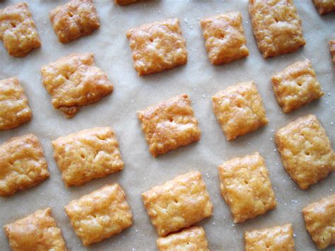 homemade-cheez-its-cooking-ala-mel image