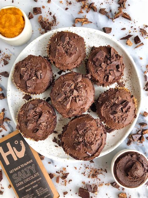 healthy-double-chocolate-pumpkin-cupcakes-vegan image