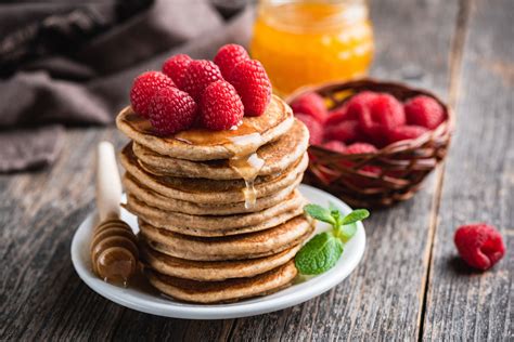 5-low-fat-breakfast-recipes-the-spruce-eats image