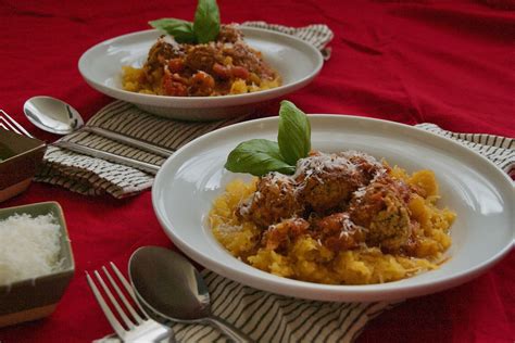 spaghetti-squash-and-lamb-meatballs-healthyummy-food image