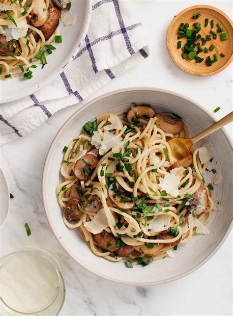 garlic-herb-mushroom-pasta-recipe-love-and-lemons image