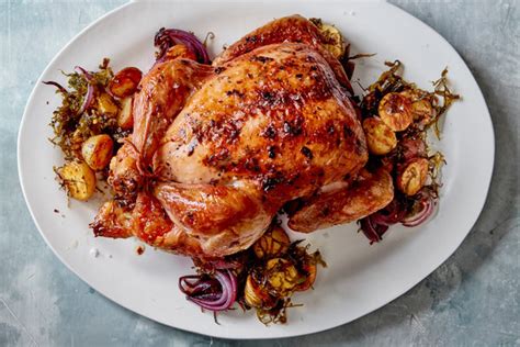 roasted-chicken-with-crunchy-seaweed-and-potatoes image