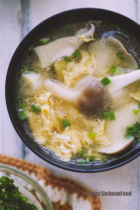 egg-flower-soup-with-oyster-mushroom-china image