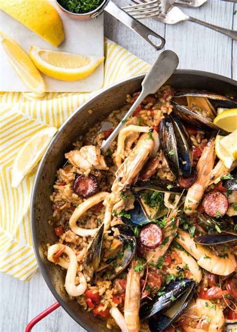 spanish-paella-recipetin-eats image