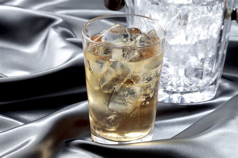 presbyterian-cocktail-popular-whiskey-highball image