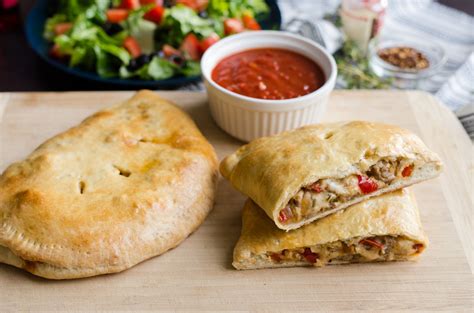 sausage-and-bell-pepper-calzone-cook-smarts image