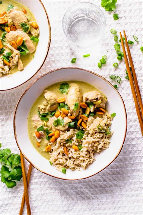 slow-cooker-thai-green-curry-recipe-hint-of-helen image