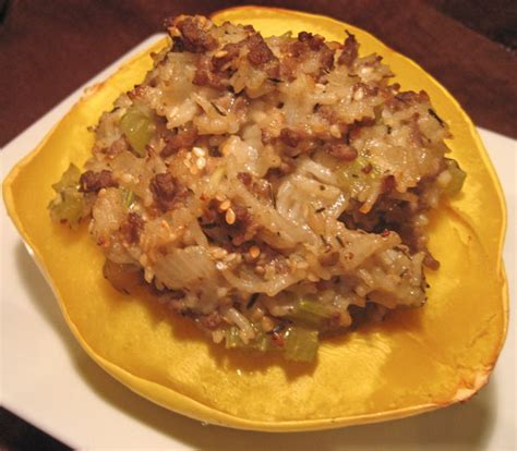 stuffed-acorn-squash-with-beef-and-rice-meanderings image