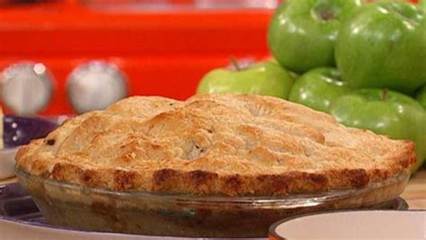 linda-evans-best-apple-pie-ever-recipe-rachael-ray image