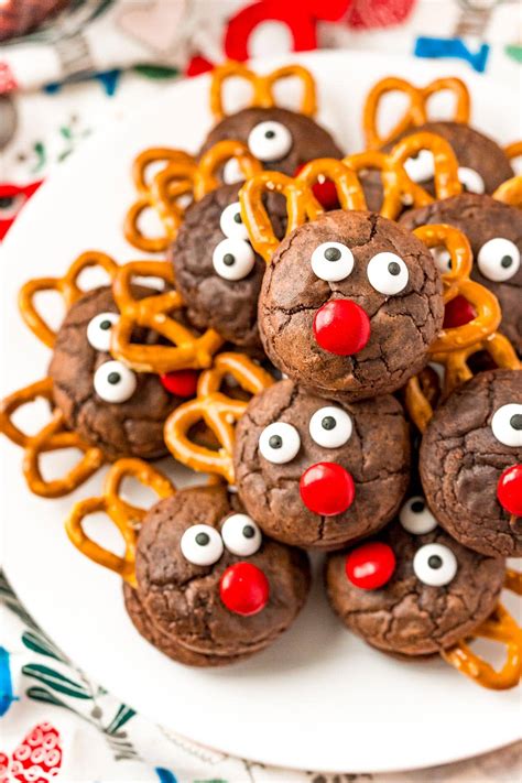 brownie-reindeer-cookies-recipe-sugar-and-soul image