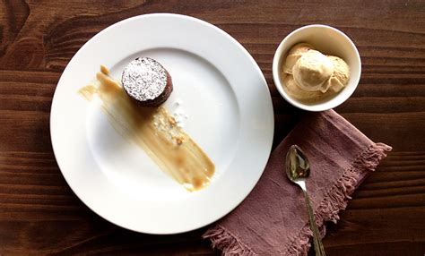 sticky-chocolate-pudding-cake-with-ice-cream image