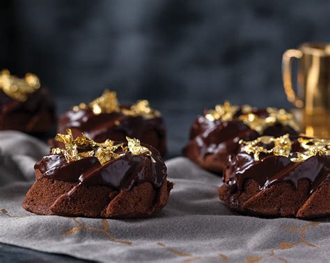 mini-chocolate-bundt-cakes-with-chocolate-glaze image