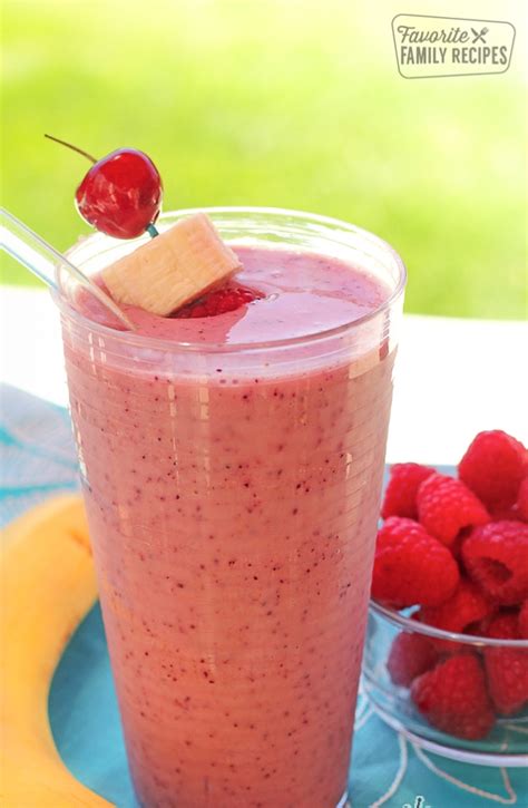 banana-berry-smoothie-easy-favorite-family image