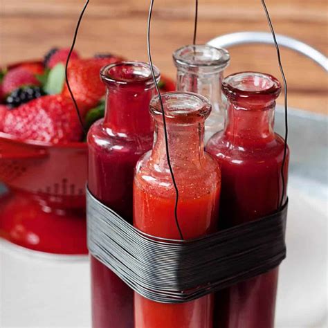 berry-coulis-recipe-ashlee-marie-real-fun-with-real-food image